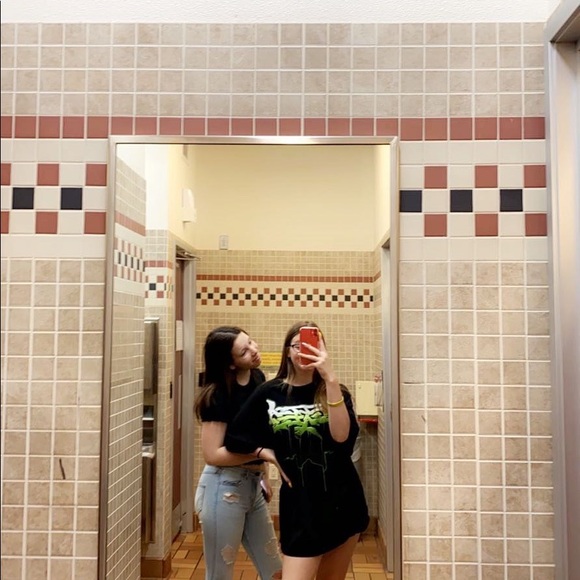 Meet your Posher, Gianna - Picture 1 of 1